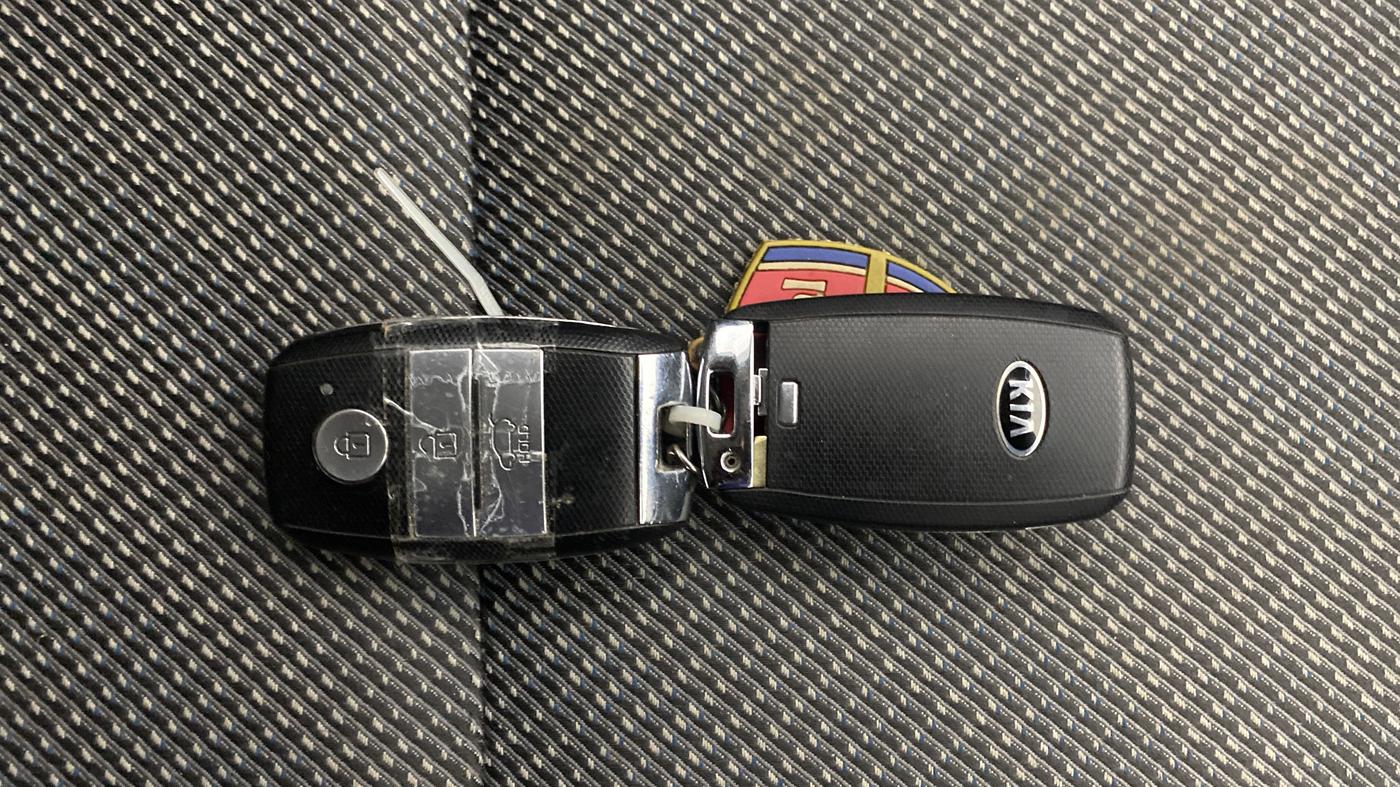 2020 KIA SELTOS HTK PLUS 1.5, Petrol, Manual, 35,046 km, Key Close Up