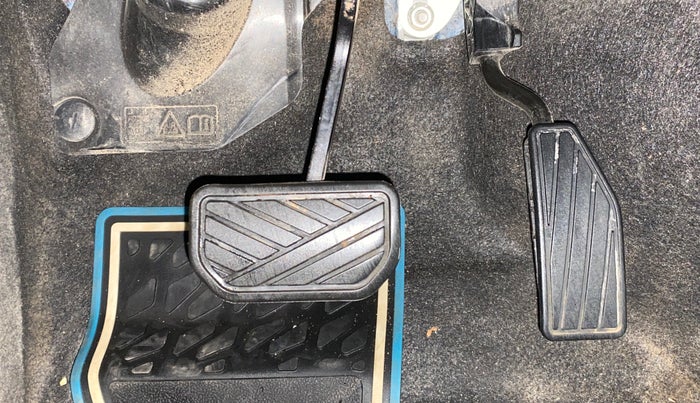 2019 Maruti New Wagon-R VXI 1.0 AMT, Petrol, Automatic, 30,643 km, Pedals