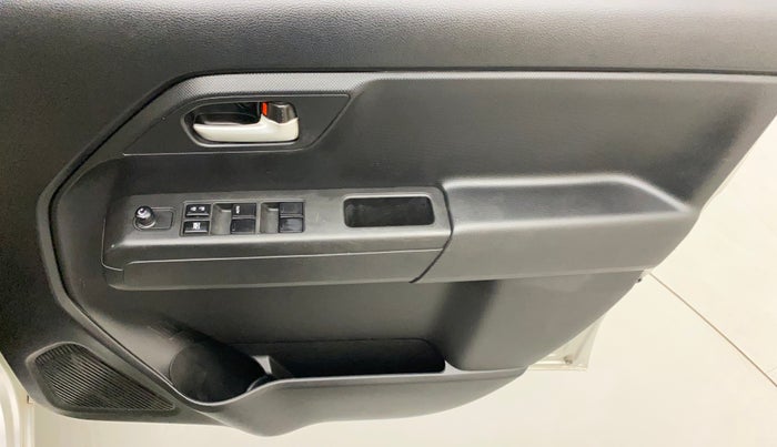 2019 Maruti New Wagon-R VXI 1.0 AMT, Petrol, Automatic, 30,643 km, Driver Side Door Panels Control