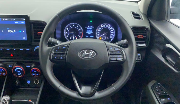 2020 Hyundai VENUE SX 1.0 (O) TURBO, Petrol, Manual, 29,549 km, Steering Wheel Close Up