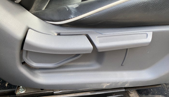 2020 Hyundai GRAND I10 NIOS SPORTZ 1.2 KAPPA VTVT, Petrol, Manual, 7,382 km, Driver Side Adjustment Panel