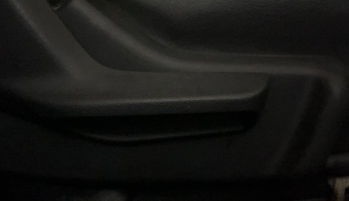 2017 Maruti Baleno DELTA PETROL 1.2, Petrol, Manual, 30,806 km, Driver Side Adjustment Panel