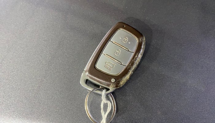 2018 Hyundai Creta SX PLUS 1.6 PETROL, Petrol, Manual, 98,265 km, Key Close Up