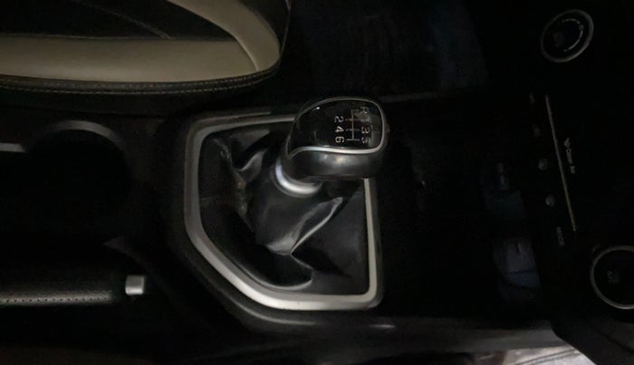 2018 Hyundai Creta SX PLUS 1.6 PETROL, Petrol, Manual, 98,265 km, Gear Lever