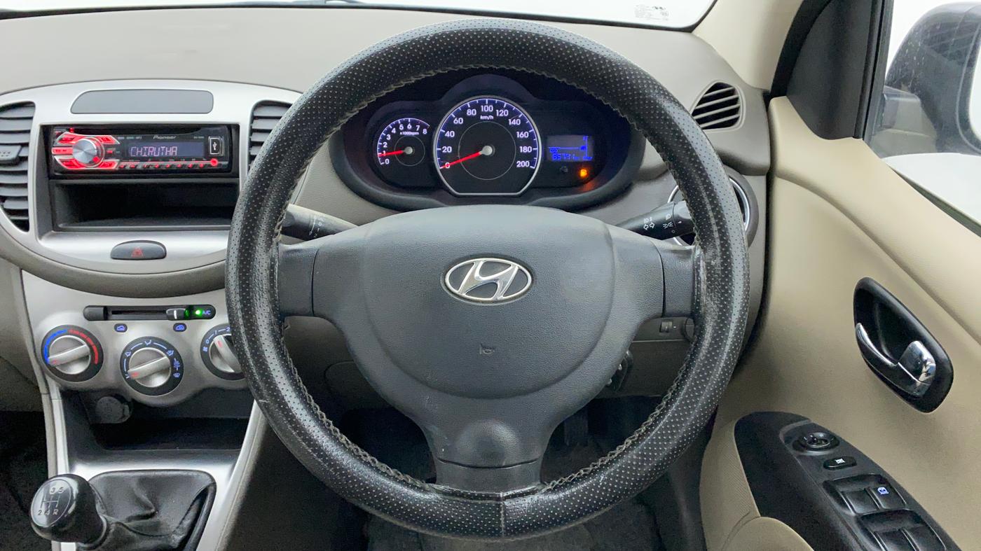 2013 Hyundai i10 MAGNA 1.2 KAPPA2, Petrol, Manual, 85,867 km, Steering Wheel Close Up