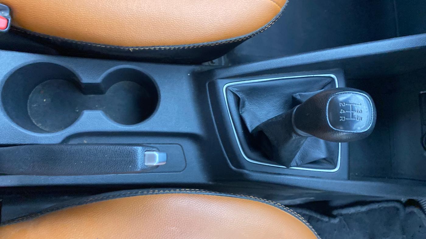 2018 Hyundai Elite i20 MAGNA EXECUTIVE 1.2, Petrol, Manual, 49,116 km, Gear Lever