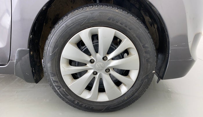 2016 Maruti Baleno DELTA PETROL 1.2, Petrol, Manual, 51,415 km, Right Front Wheel