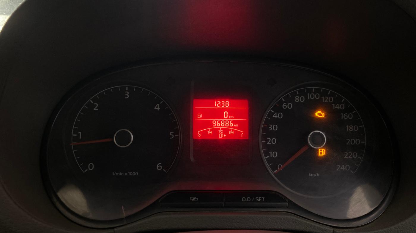2013 Volkswagen Vento HIGHLINE DIESEL 1.6, Diesel, Manual, 96,886 km, Odometer Image