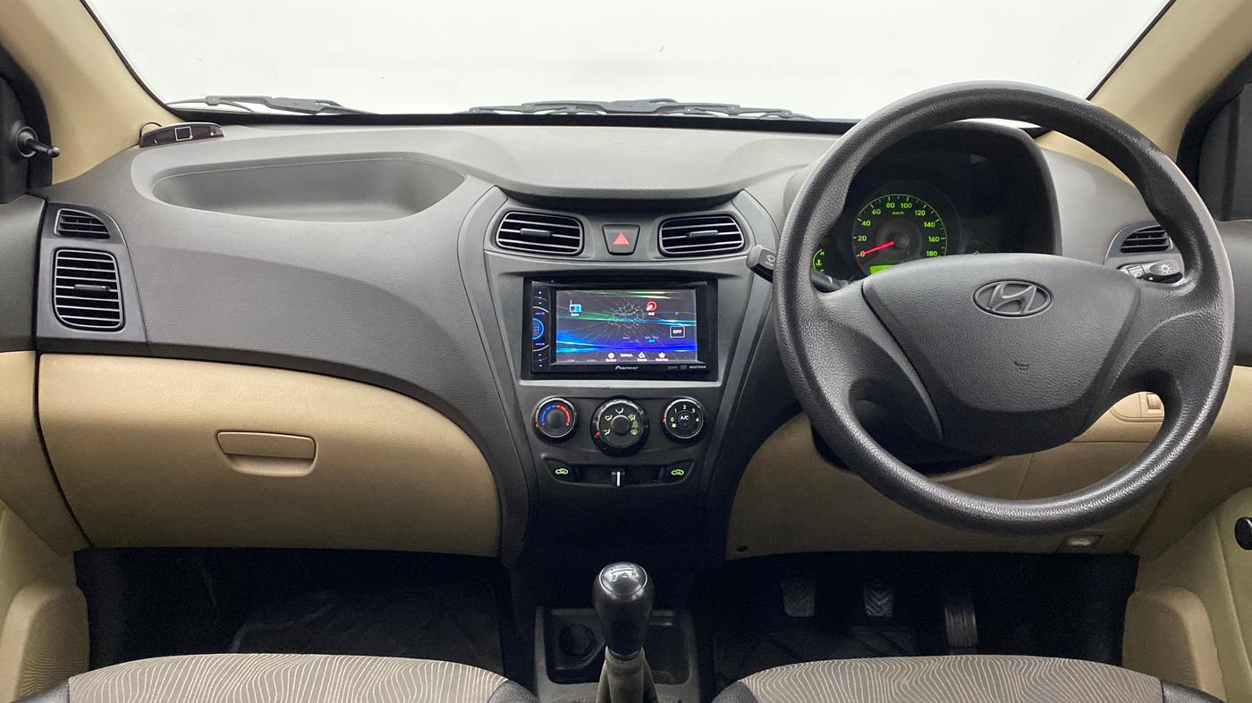 2013 Hyundai Eon D LITE PLUS, Petrol, Manual, 91,417 km, Dashboard