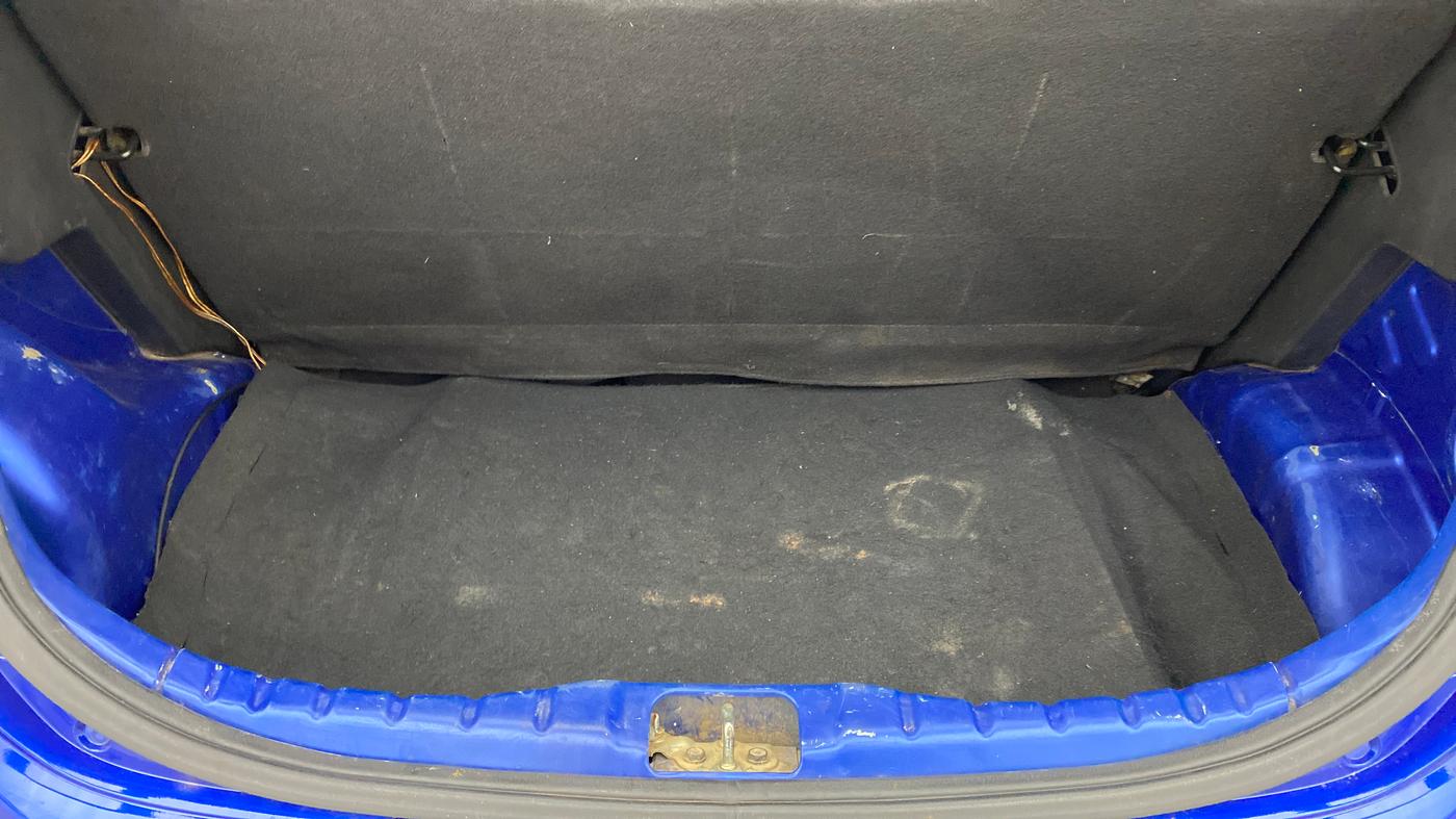 2013 Hyundai Eon D LITE PLUS, Petrol, Manual, 91,417 km, Boot Inside