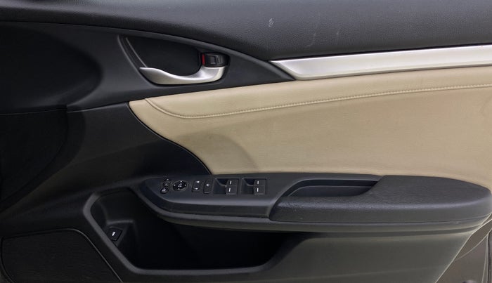 2019 Honda Civic 1.8L I-VTEC ZX CVT, Petrol, Automatic, 91,149 km, Driver Side Door Panels Control