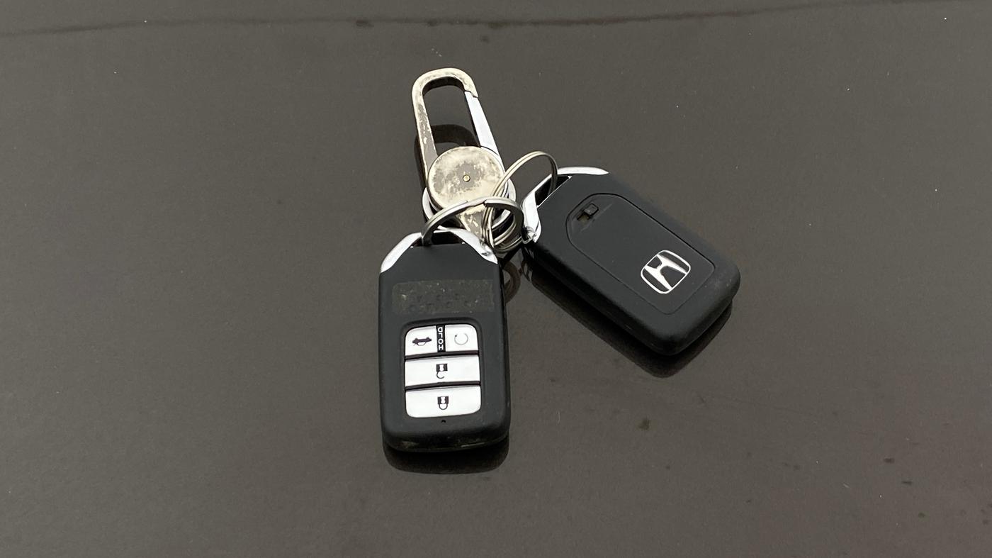 2019 Honda Civic 1.8L I-VTEC ZX CVT, Petrol, Automatic, 91,149 km, Key Close Up