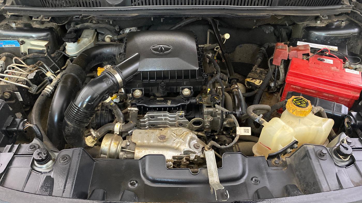 2023 Tata NEXON XM PETROL, Petrol, Manual, 13,857 km, Engine View