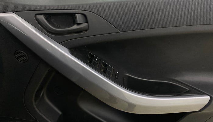 2023 Tata NEXON XM PETROL, Petrol, Manual, 13,857 km, Driver Side Door Panels Control
