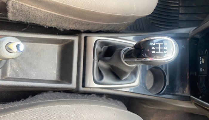 2015 Tata Zest XMS PETROL, Petrol, Manual, 1,35,821 km, Gear Lever