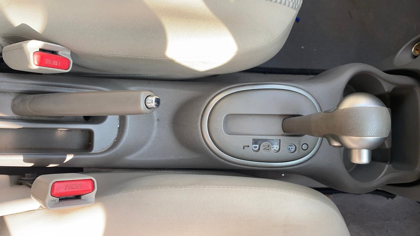 2016 Nissan Micra XL CVT, Petrol, Automatic, 26,106 km, Gear Lever