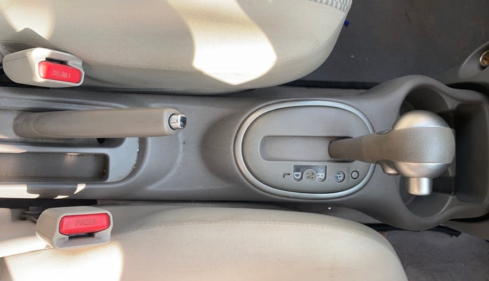 2016 Nissan Micra XL CVT, Petrol, Automatic, 26,106 km, Gear Lever