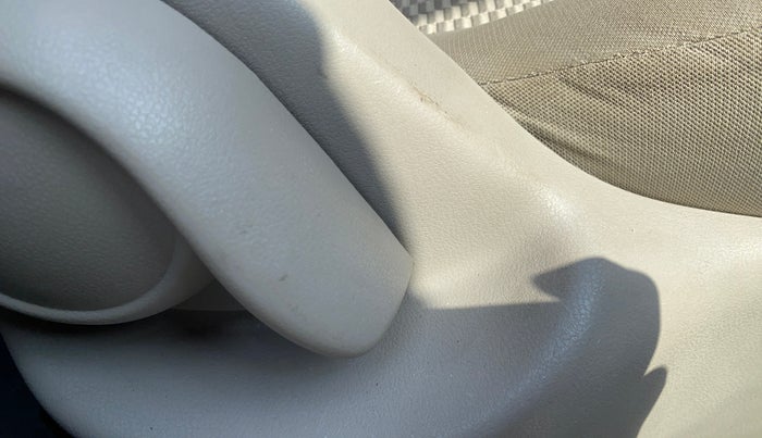 2016 Nissan Micra XL CVT, Petrol, Automatic, 26,106 km, Driver Side Adjustment Panel