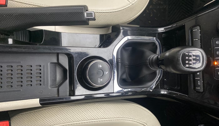 2022 Tata NEXON XZ PLUS (PREMIUM) DIESEL, Diesel, Manual, 80,342 km, Gear Lever