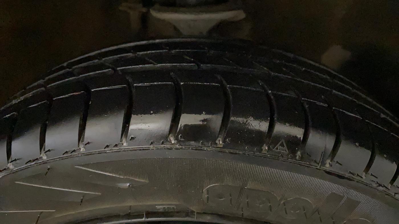 2016 Maruti Alto K10 VXI, Petrol, Manual, 85,333 km, Right Front Tyre Tread