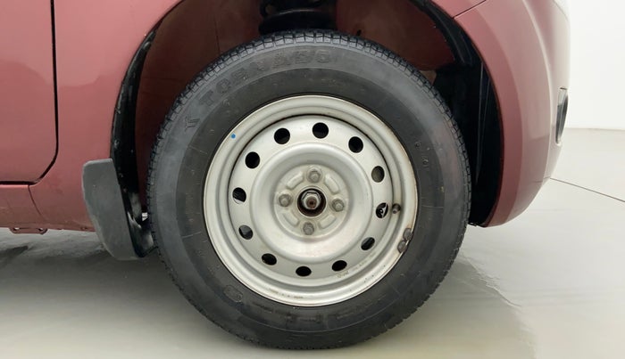 2010 Maruti Ritz LXI, Petrol, Manual, 27,052 km, Right Front Wheel