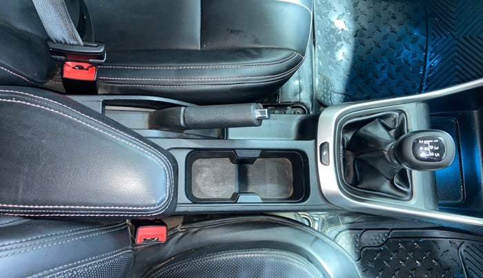 2023 Tata ALTROZ XZ DIESEL, Diesel, Manual, 57,043 km, Gear Lever