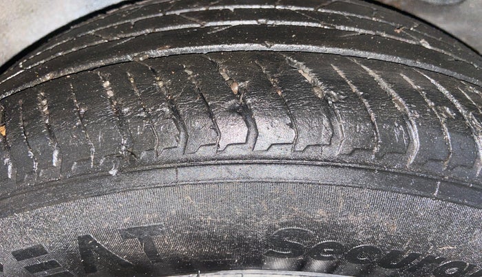 2023 Tata ALTROZ XZ DIESEL, Diesel, Manual, 57,043 km, Right Rear Tyre Tread