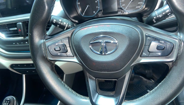 2023 Tata ALTROZ XZ DIESEL, Diesel, Manual, 57,043 km, Adaptive Cruise Control