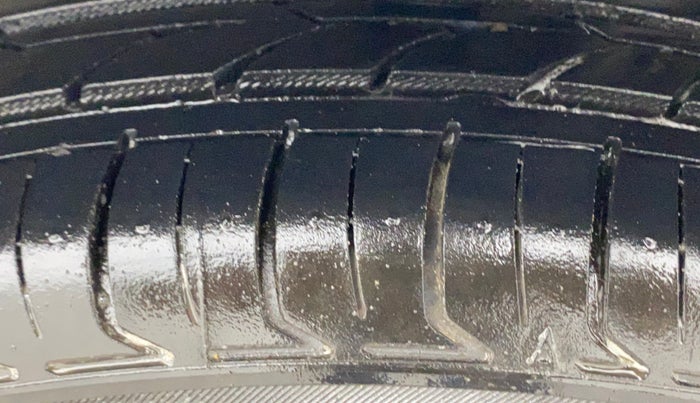 2015 Maruti Celerio VXI AMT, Petrol, Automatic, 63,318 km, Left Rear Tyre Tread