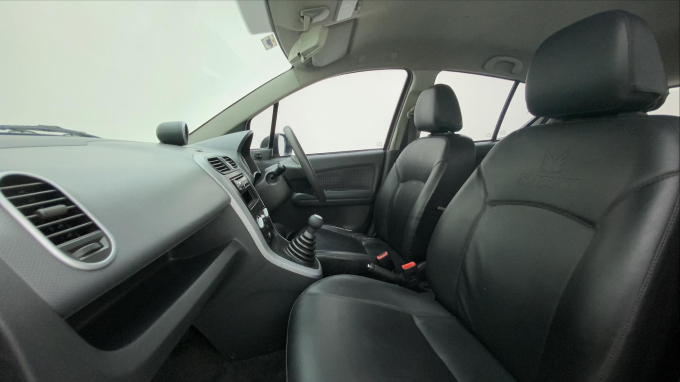 2013 Maruti Ritz VXI, Petrol, Manual, 66,515 km, Right Side Front Door Cabin