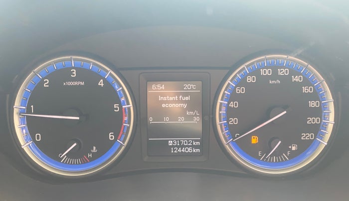 2015 Maruti S Cross ZETA 1.6, Diesel, Manual, 1,24,371 km, Odometer Image