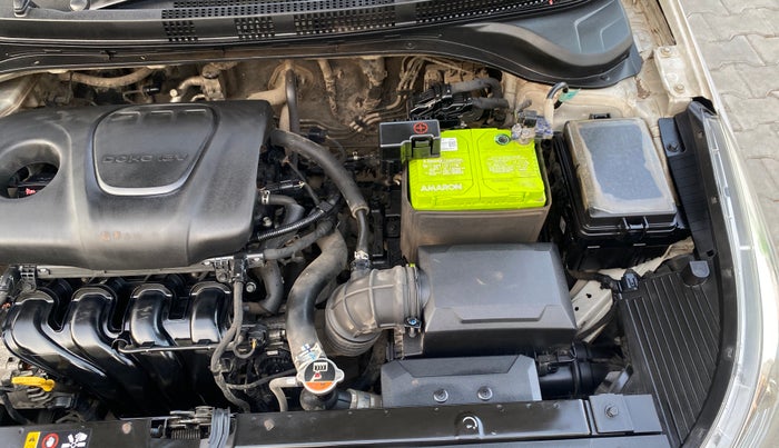 2018 Hyundai Verna 1.6 VTVT SX, Petrol, Manual, 87,828 km, Engine View - Left