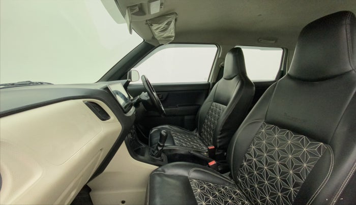 2021 Maruti New Wagon-R LXI CNG 1.0, CNG, Manual, 77,064 km, Right Side Front Door Cabin