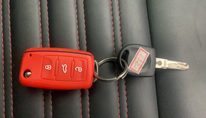 2015 Volkswagen Polo GT TSI AT, Petrol, Automatic, 65,152 km, Key Close Up