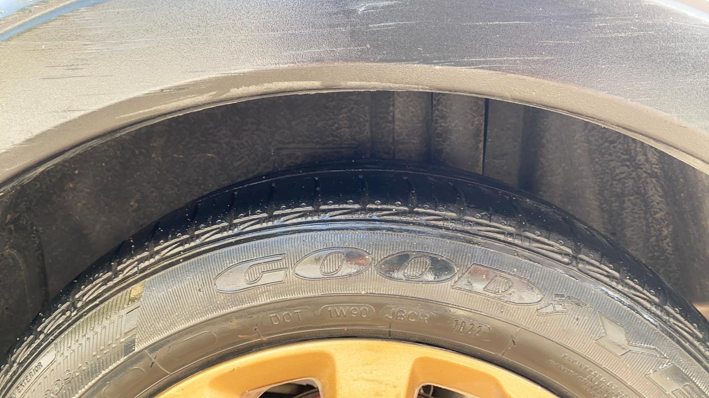 2019 Ford FREESTYLE TITANIUM 1.2 PETROL, CNG, Manual, 83,938 km, Left Rear Tyre Tread