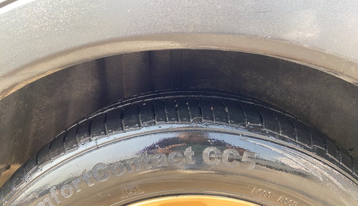 2019 Ford FREESTYLE TITANIUM 1.2 PETROL, CNG, Manual, 83,938 km, Right Rear Tyre Tread