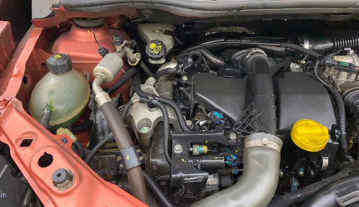 2019 Renault Captur PLATINE DIESEL DUAL TONE, Diesel, Manual, 1,31,819 km, Engine View - Right