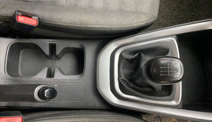 2020 KIA SONET HTK PLUS 1.0 IMT, Petrol, Manual, 99,702 km, Gear Lever