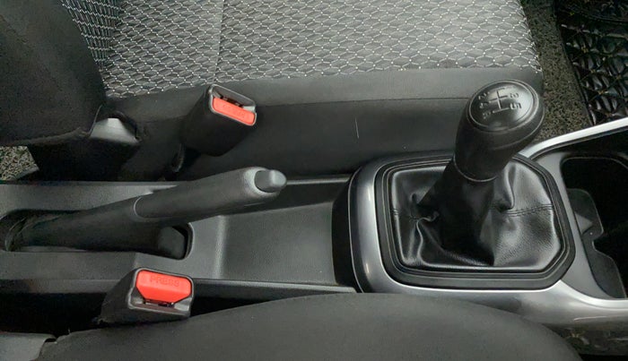 2020 Maruti IGNIS SIGMA 1.2, Petrol, Manual, 13,216 km, Gear Lever