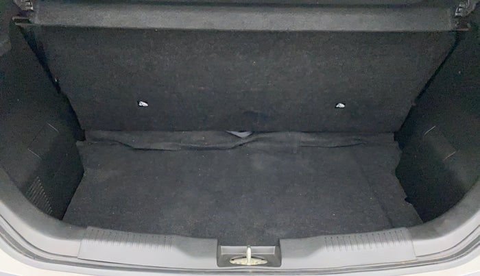 2020 Maruti IGNIS SIGMA 1.2, Petrol, Manual, 13,216 km, Boot Inside