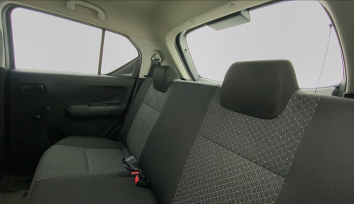 2020 Maruti IGNIS SIGMA 1.2, Petrol, Manual, 13,216 km, Right Side Rear Door Cabin