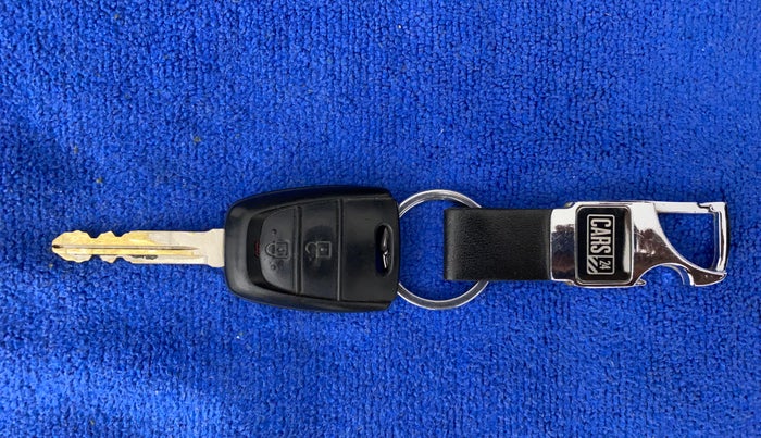 2019 Hyundai NEW SANTRO SPORTZ MT, Petrol, Manual, 13,394 km, Key Close Up
