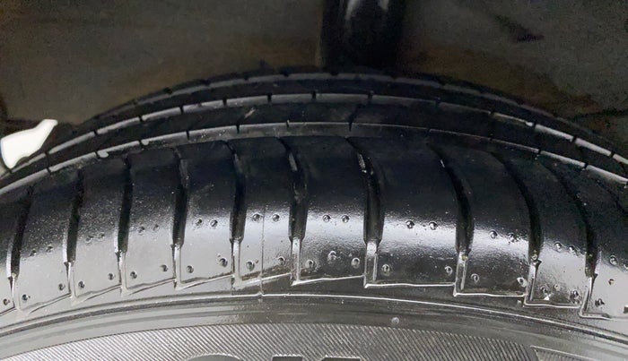 2019 Hyundai NEW SANTRO SPORTZ MT, Petrol, Manual, 13,394 km, Right Rear Tyre Tread