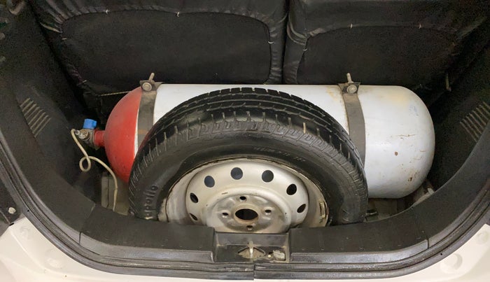 2017 Maruti Wagon R 1.0 LXI, CNG, Manual, 36,513 km, Boot Inside