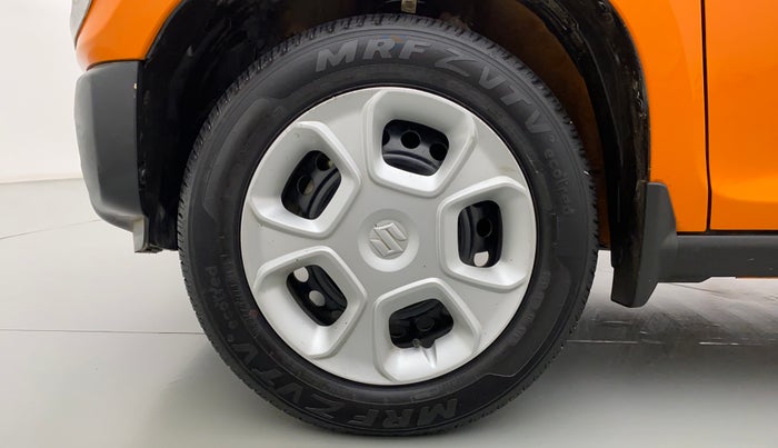 2021 Maruti S PRESSO VXI CNG, CNG, Manual, 23,715 km, Left Front Wheel