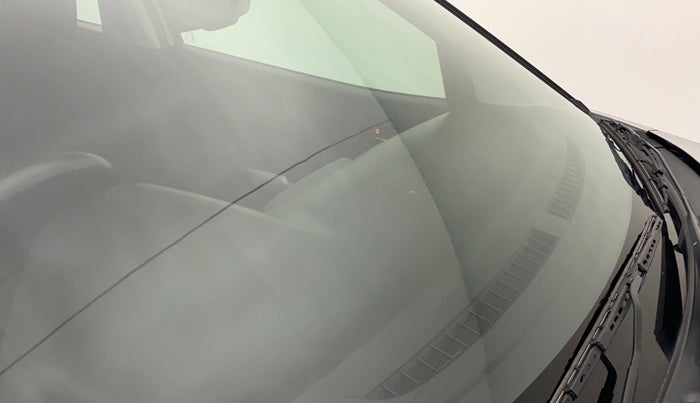 2017 Maruti Baleno ZETA CVT PETROL 1.2, Petrol, Automatic, 14,696 km, Front windshield - Minor spot on windshield
