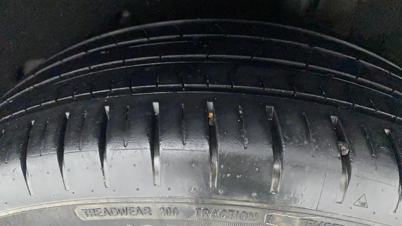 2017 Maruti Baleno ZETA CVT PETROL 1.2, Petrol, Automatic, 14,696 km, Left Rear Tyre Tread