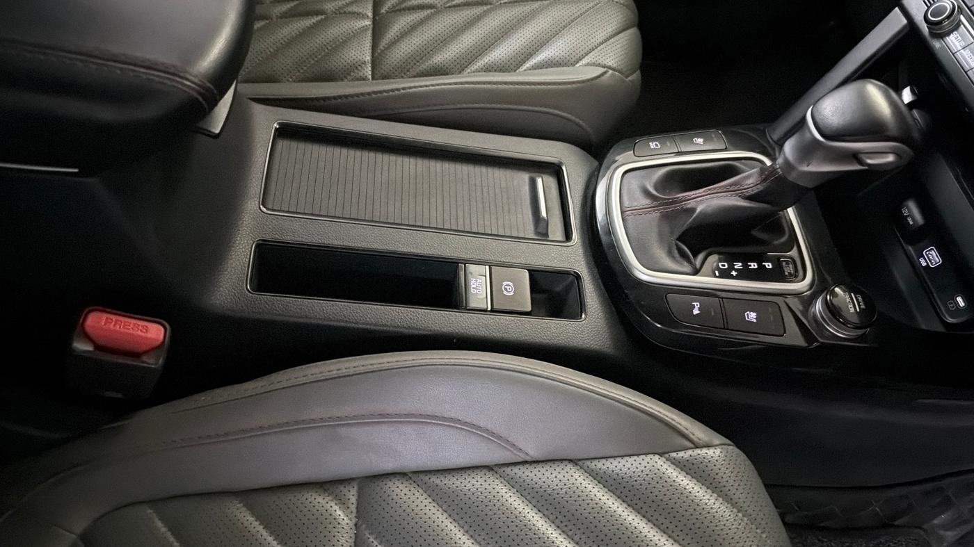 2023 KIA SELTOS  X LINE 1.5 TURBO PETROL DCT, Petrol, Automatic, 55,195 km, Gear Lever