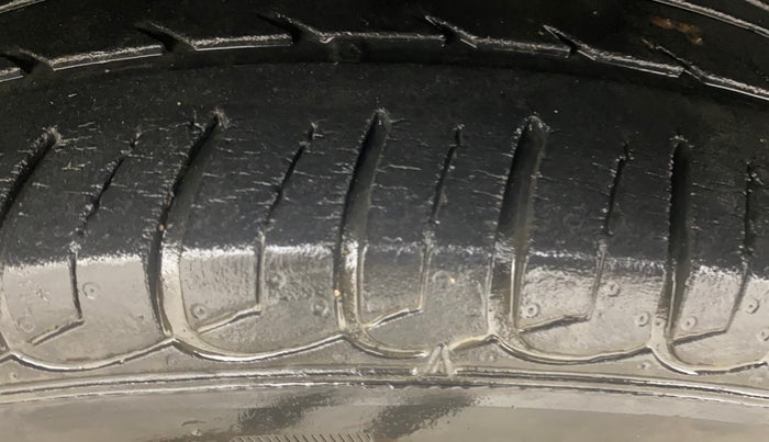 2018 Ford Ecosport TITANIUM 1.5L PETROL, Petrol, Manual, 39,637 km, Left Front Tyre Tread