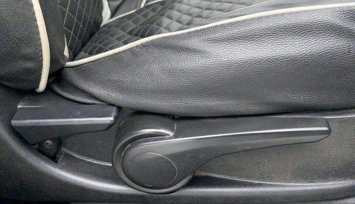 2018 Tata NEXON XZA+ 1.5, Diesel, Automatic, 70,104 km, Driver Side Adjustment Panel